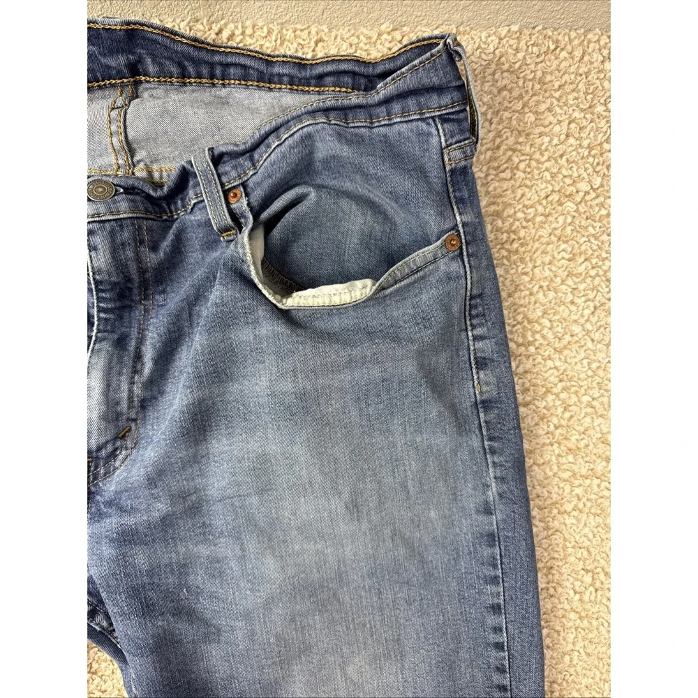 Levi's 559 Jeans Mens 36x34 Blue Loose Straight 100% Cotton Medium Wash Denim